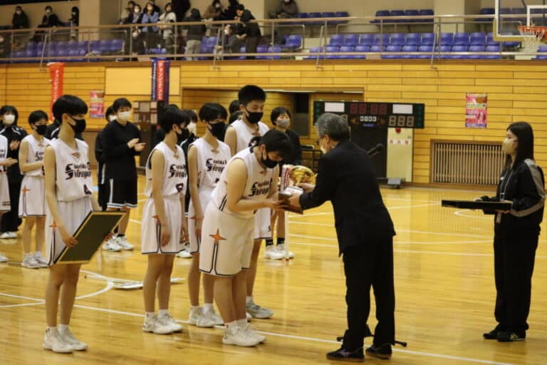 中学校バスケットボール部　優勝