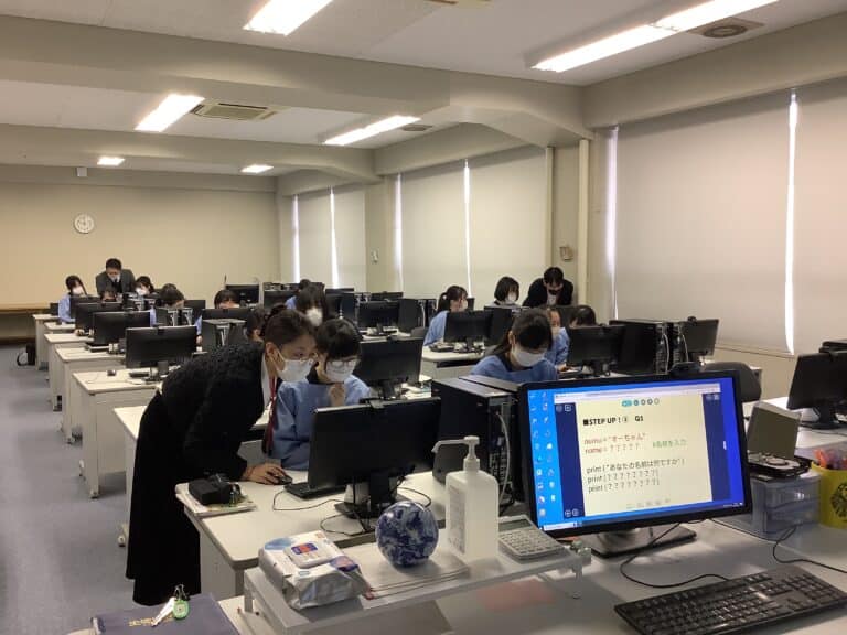 高大連携事業　プログラミングの授業