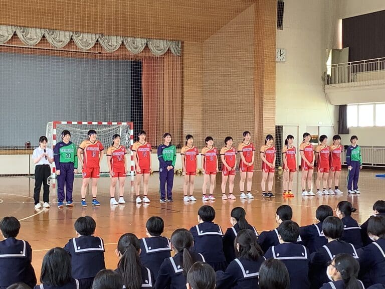 高等学校　クラブ紹介が行われました