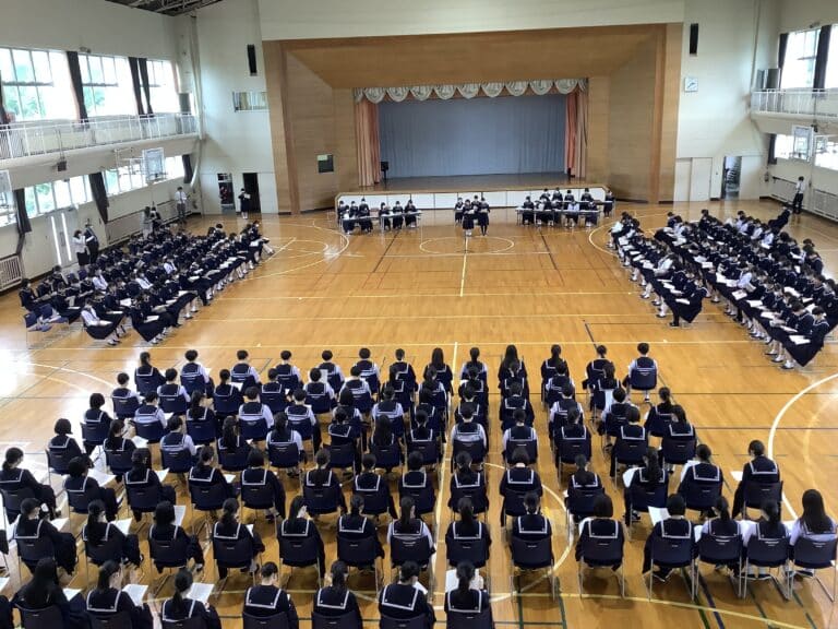 高校生徒総会が行われました
