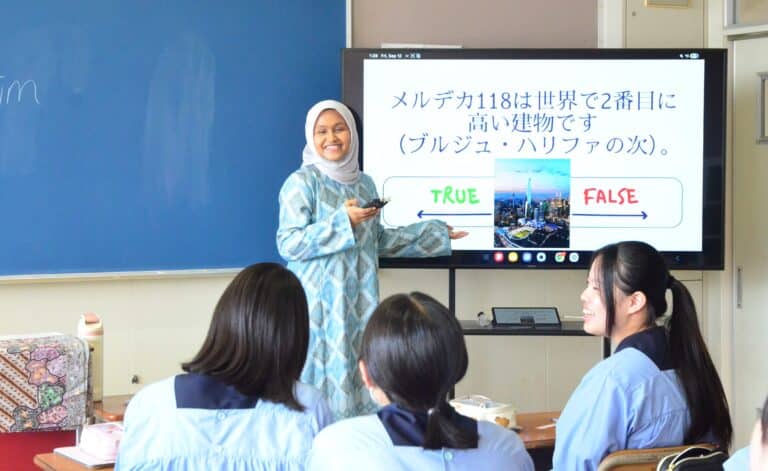 異文化交流プログラムを行いました